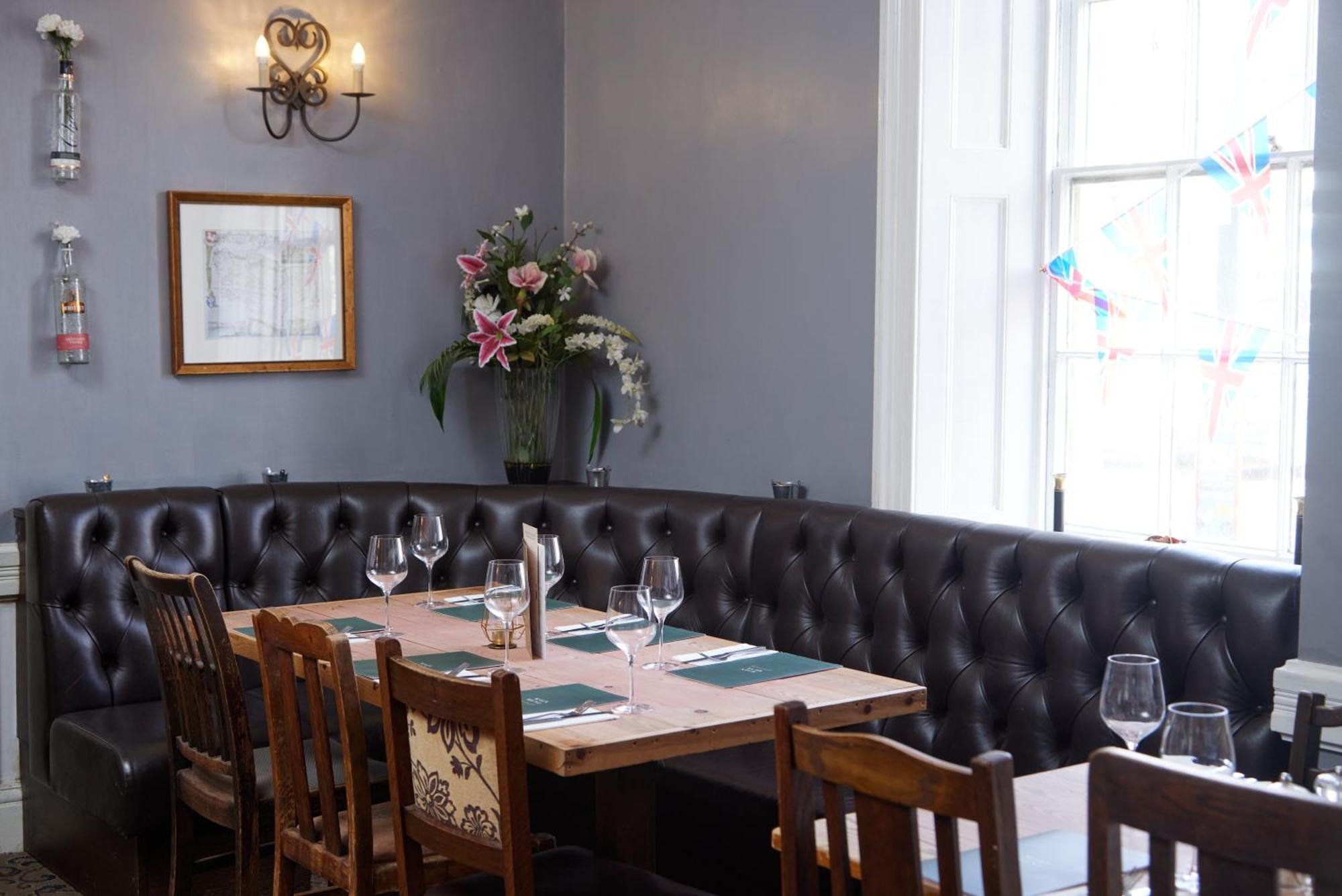 Kings Arms Hotel By Greene King Inns Westerham Buitenkant foto